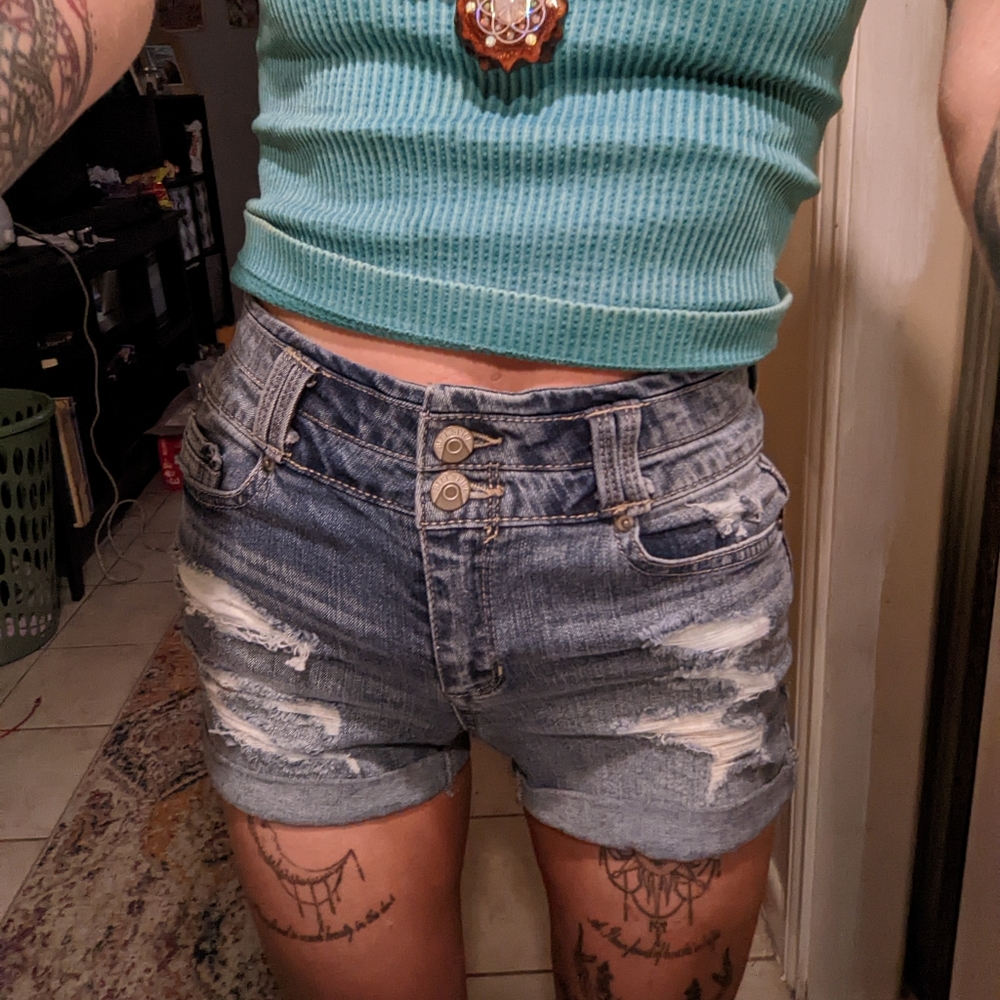 Blue spice denim short